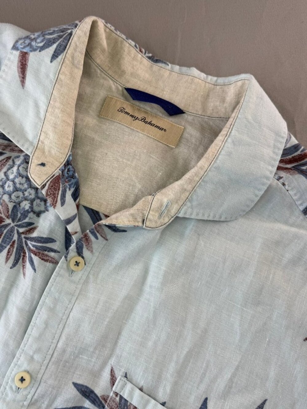 Tommy Bahama 100% Linen Hawaiian Shirt Pineapples Large Tall Tropical Button-Up